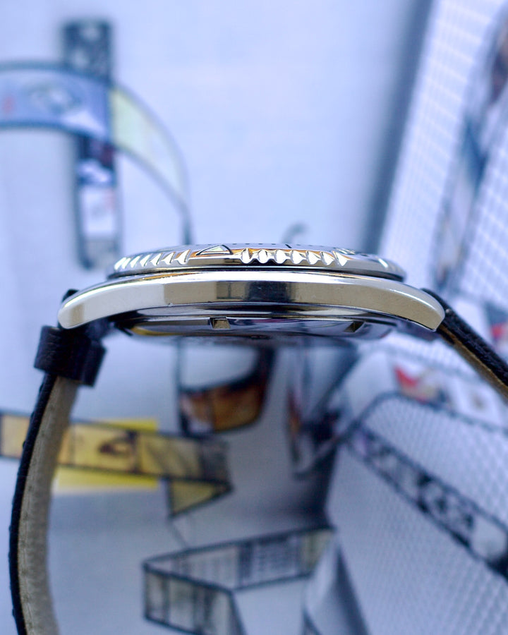 1990's ZODIAC VINTAGE SEA WOLF BLUE POINT BLUE DOT 506.55.45 38mm