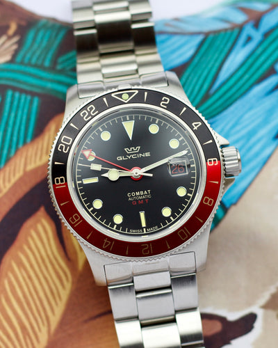 Glycine steel gmt diver watch 