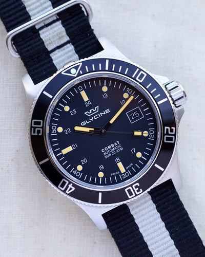 Glycine steel dive watch