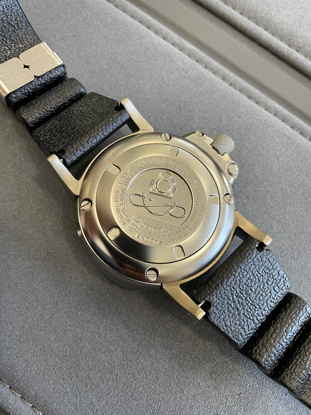 2000's Citizen NH6931-006E Titanium 1000m Professional 55mm