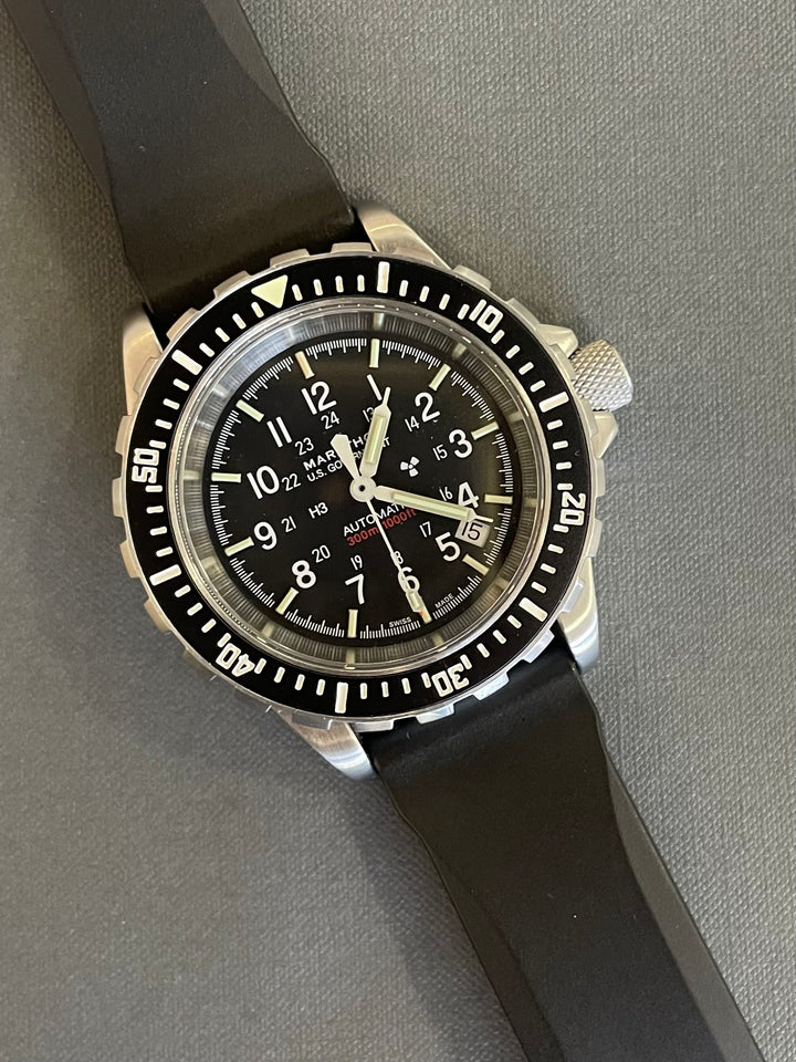 MARATHON AUTOMATIC GSAR 41mm腕時計　稼働品 Marathon 41mm Official USMC™ Large Diver's Automatic (GSAR