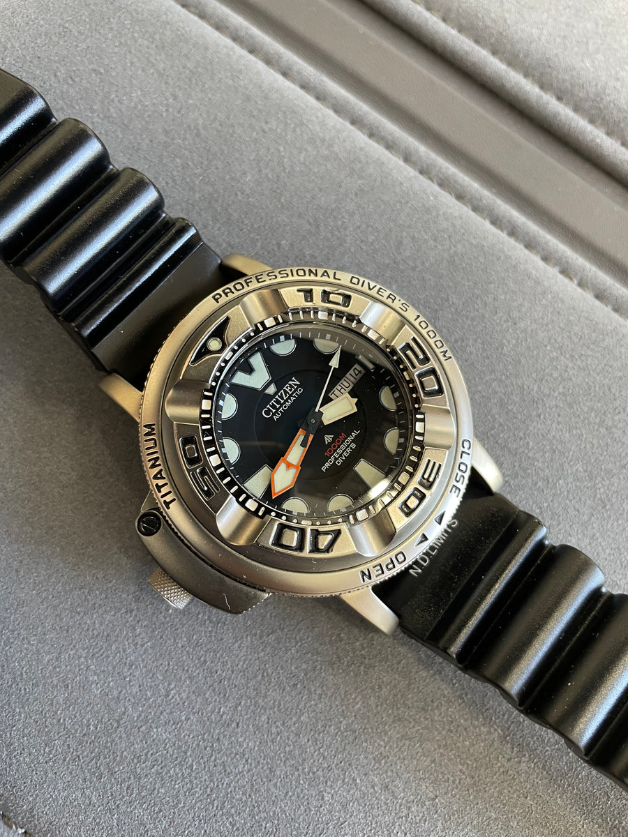 2000's Citizen NH6931-006E Titanium 1000m Professional 55mm 2000's Citizen NH6931-006E Titanium 1000m Professional 55mm